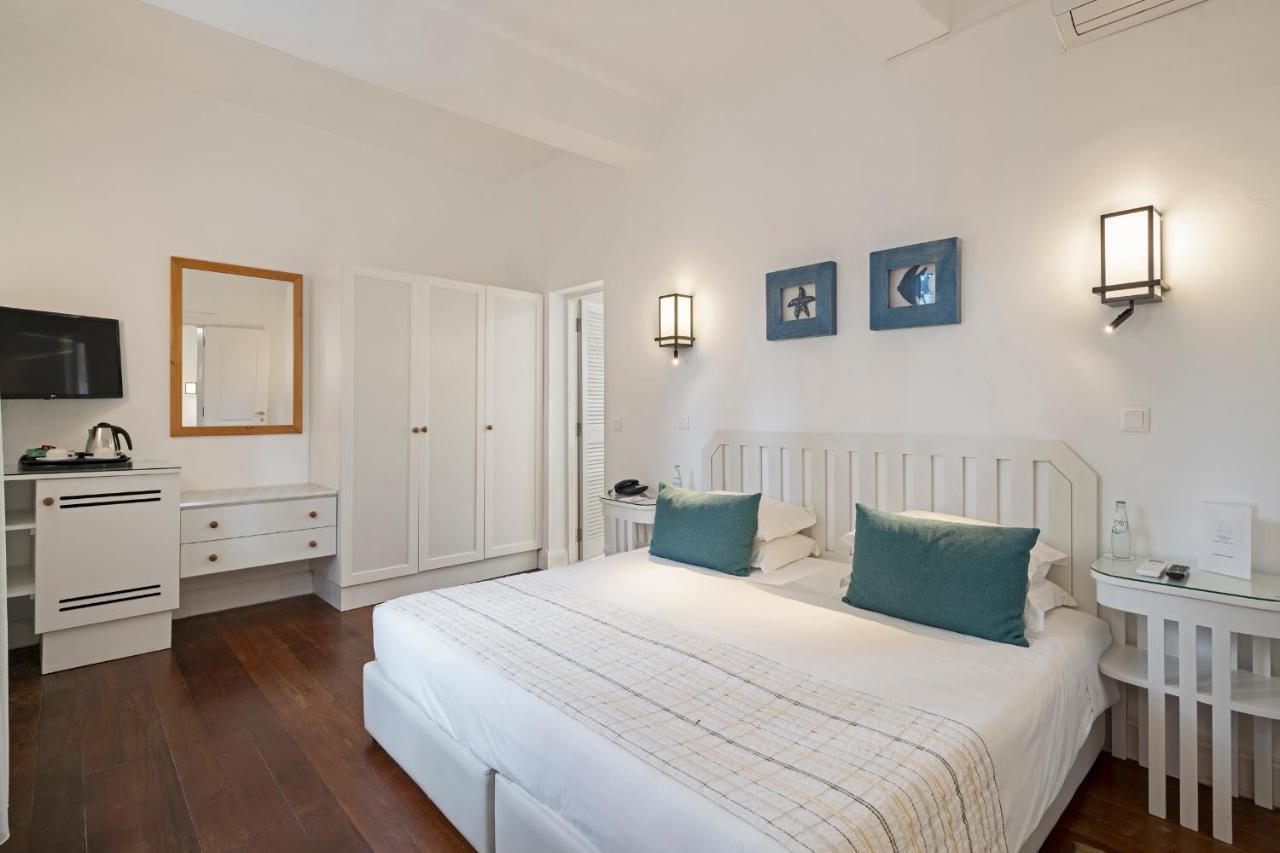 อัลบาตรอซ บีช แอนด์ ยอชท์ คลับ Hotel ซานตาครูซ ภายนอก รูปภาพ